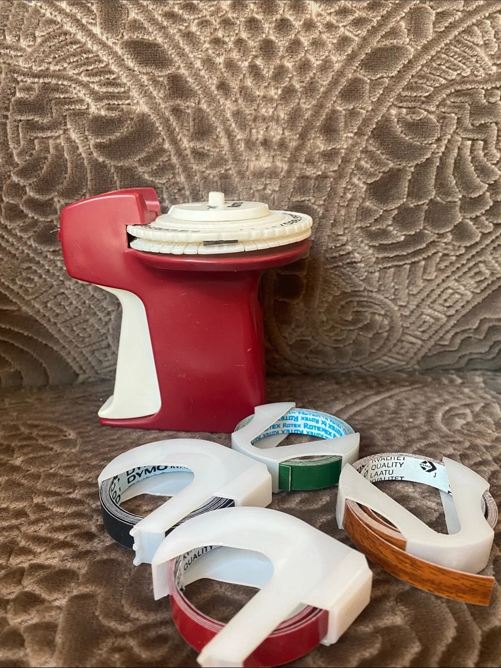 Dymo retro style
